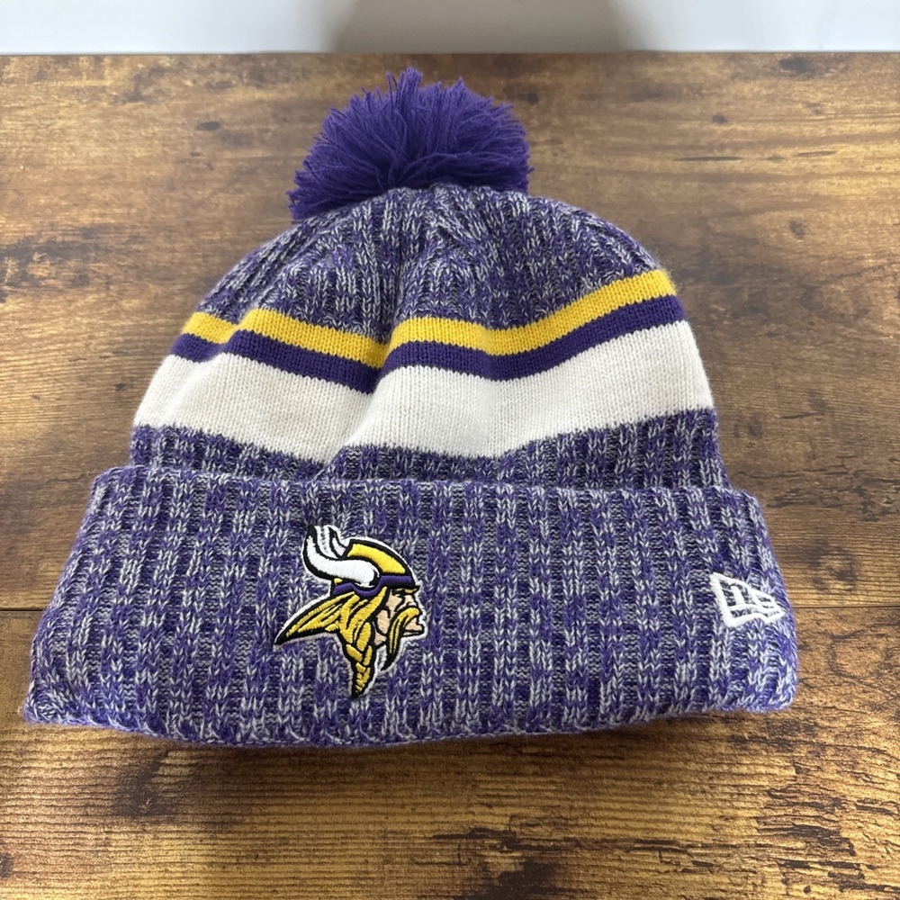 Minnesota Vikings Lined Pom Knit Beanie New Era Hat One Size Purple NFL